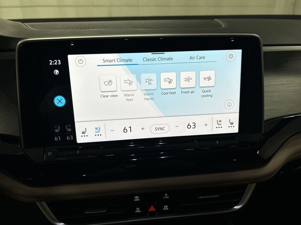 2025 Volkswagen Atlas Cross Sport SE w/Tech - Photo 16