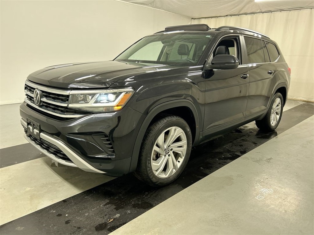 2023 Volkswagen Atlas SE w/Tech's photo