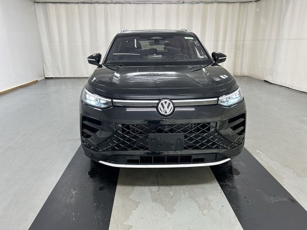 New 2026 Volkswagen Tiguan 2.0T SEL R-Line Turbo SUV