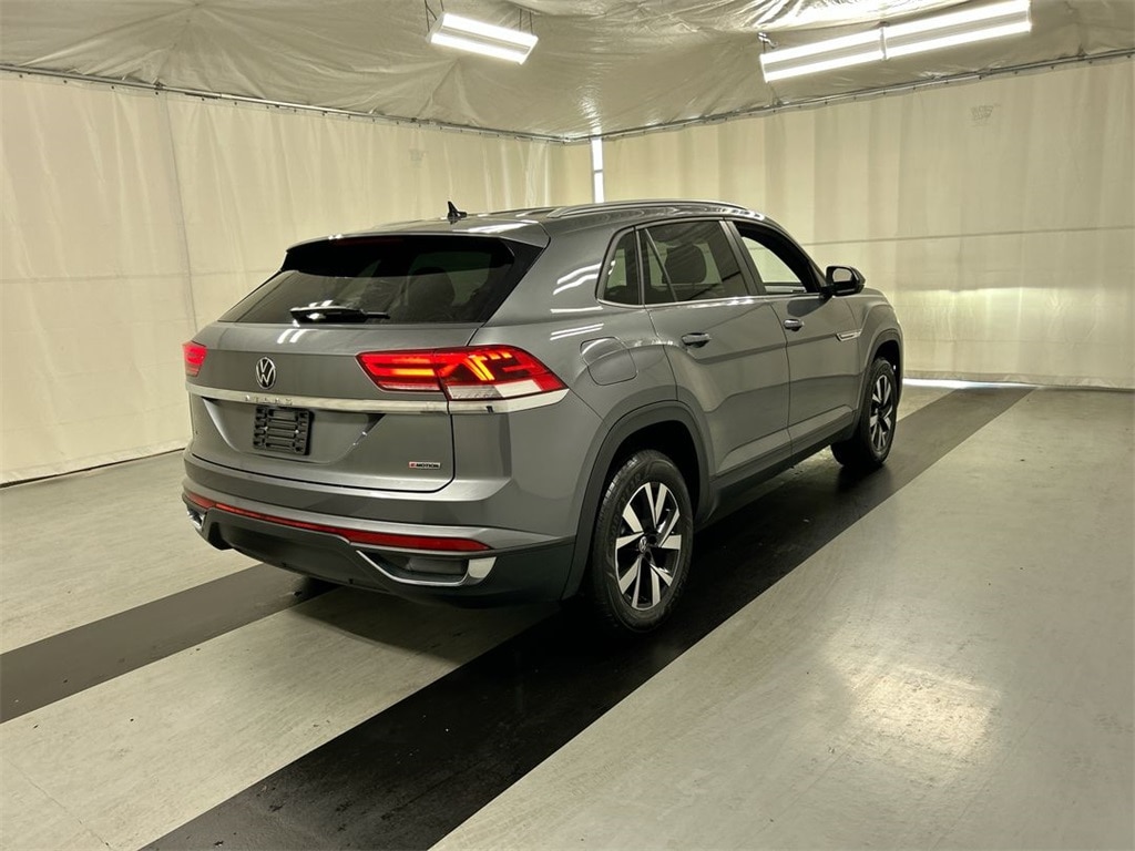 Used 2022 Volkswagen Atlas Cross Sport 2.0T SE SUV