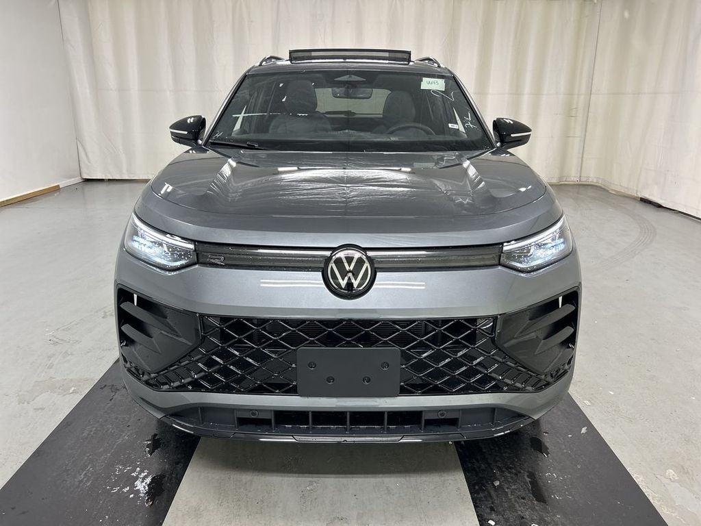 New 2026 Volkswagen Tiguan 2.0T SE R-Line Black SUV