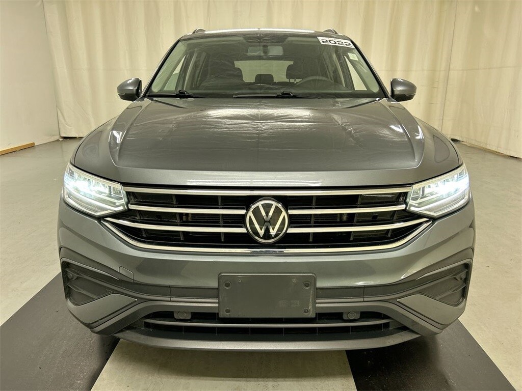 2022 Volkswagen Tiguan S photo 2
