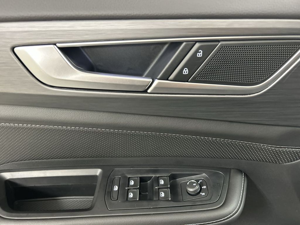 2026 Volkswagen Atlas Cross Sport SE - Photo 13