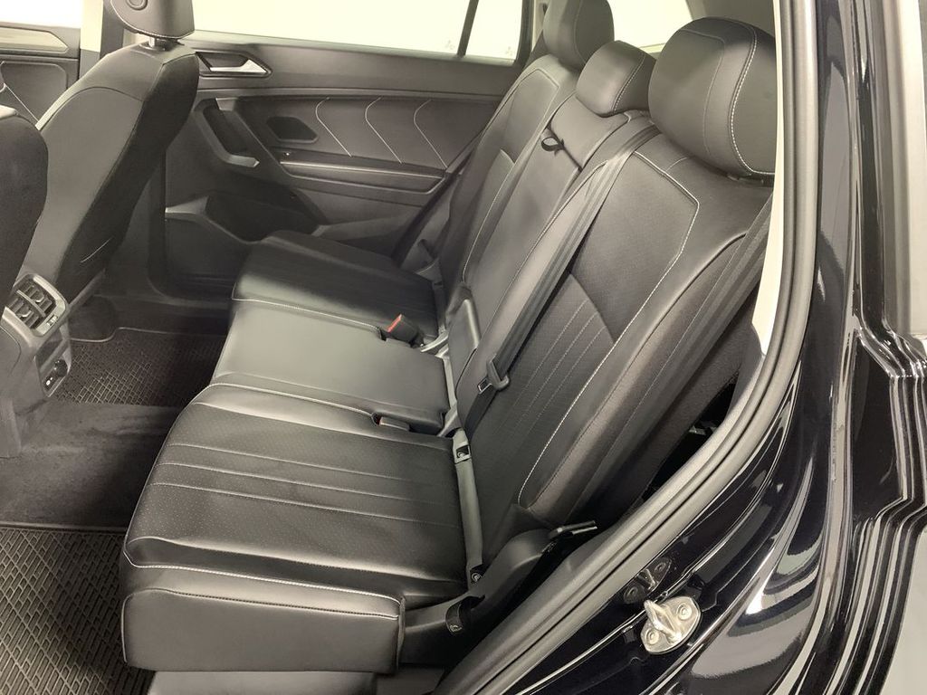 2022 Volkswagen Tiguan SE - Photo 20