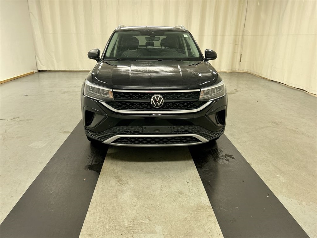 Used 2023 Volkswagen Taos 1.5T SE SUV