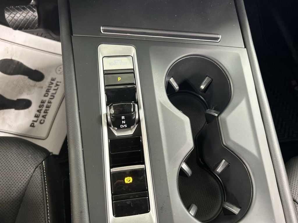 2024 Volkswagen Atlas SE - Photo 17