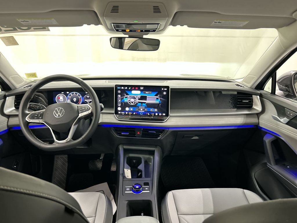 2026 Volkswagen Tiguan SE - Photo 18
