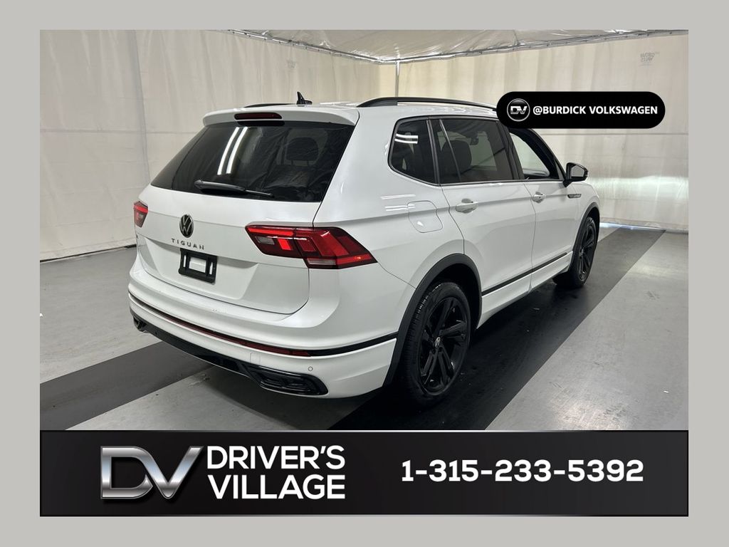 2023 Volkswagen Tiguan SE R-LINE BLACK