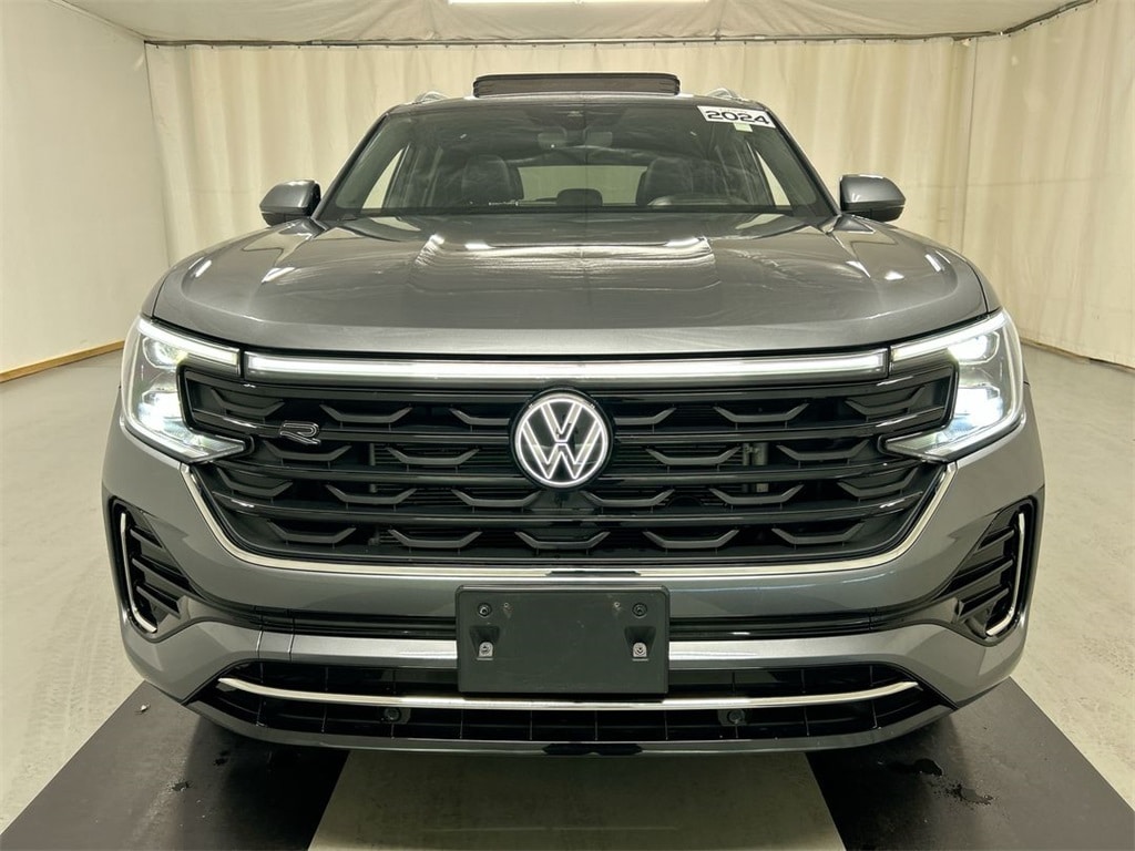 2024 Volkswagen Atlas Cross Sport SEL R-Line photo 3