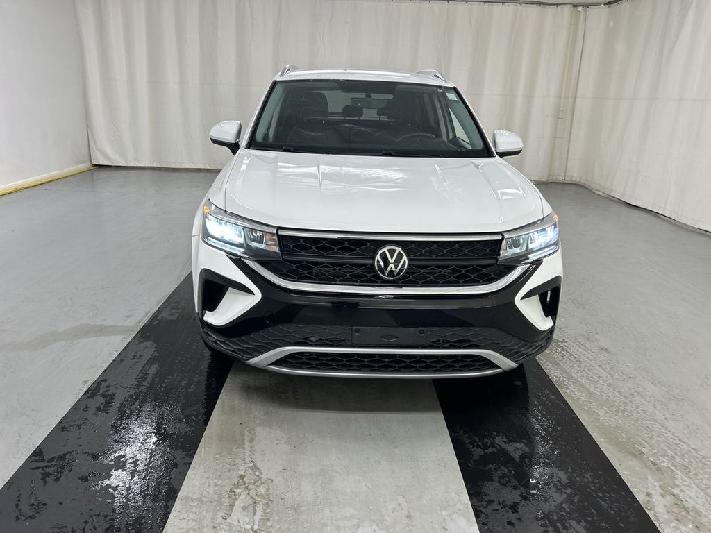 Used 2022 Volkswagen Taos 1.5T SE 4MOTION SUV