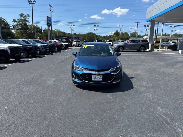 Used 2019 Chevrolet Cruze LT with VIN 1G1BE5SMXK7119622 for sale in Suffolk, VA