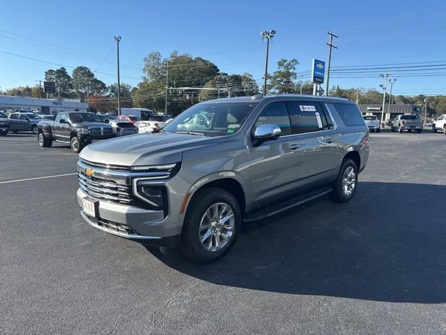 2026 Chevrolet Suburban Premier - Photo 17