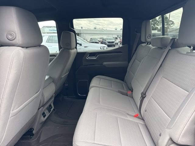 2026 GMC Sierra 1500 SLE - Photo 12