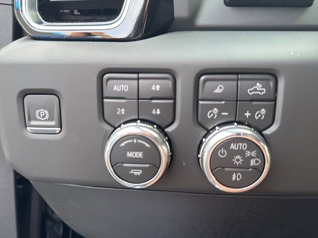 2026 Gmc Sierra 2500 HD Denali photo 2