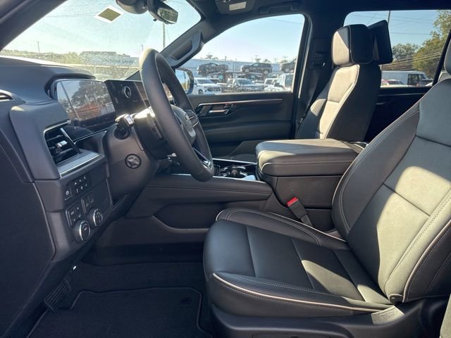 2026 Chevrolet Suburban Premier - Photo 13