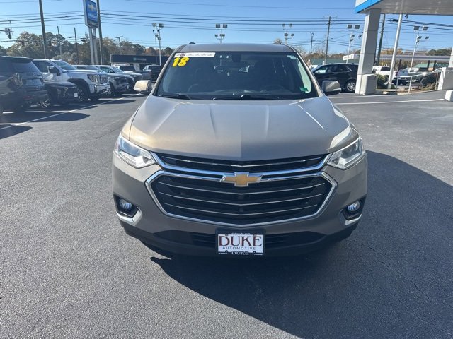 2018 Chevrolet Traverse Cloth 1LT photo 2
