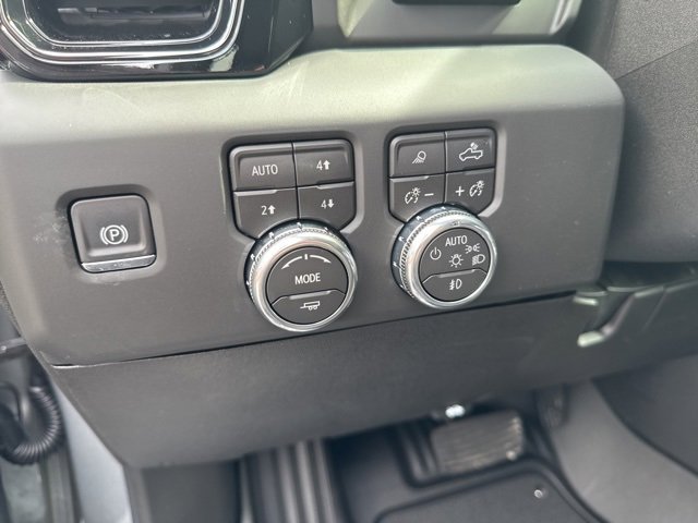 2026 Gmc Sierra 2500 HD AT4 photo 3