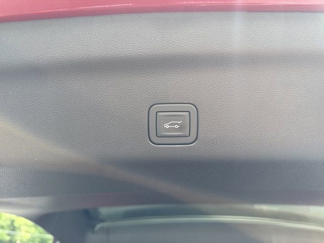 2026 Chevrolet Tahoe Premier - Photo 15