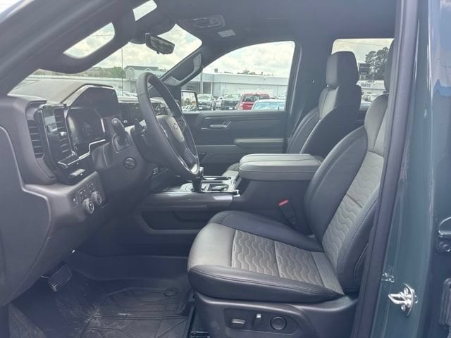 2026 Chevrolet Silverado 1500 ZR2 - Photo 11