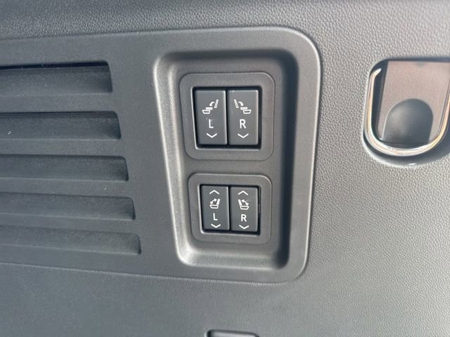 2026 Chevrolet Traverse High Country - Photo 14