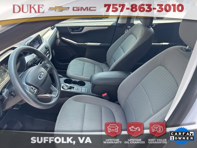 2022 Ford Escape S photo 2