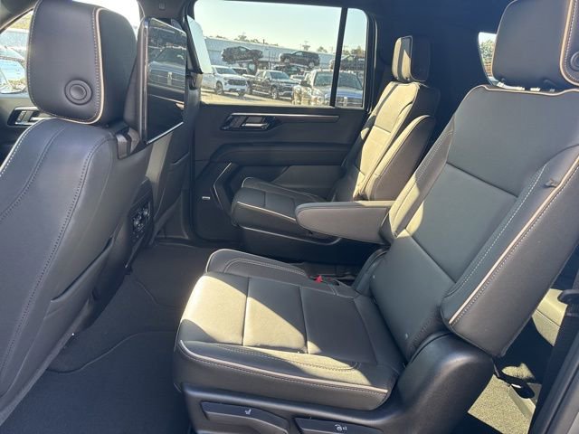 2026 Chevrolet Suburban Premier - Photo 12
