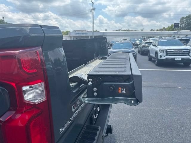 2026 Chevrolet Silverado 1500 ZR2 - Photo 17