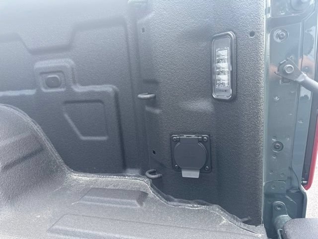 2026 Chevrolet Silverado 1500 ZR2 - Photo 16