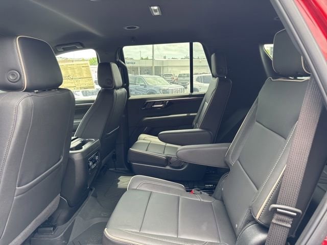 2026 Chevrolet Tahoe Premier - Photo 10