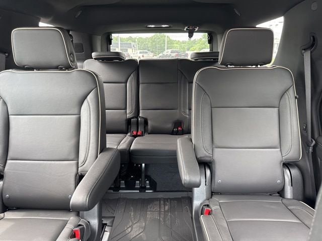 2026 Chevrolet Tahoe Premier - Photo 11