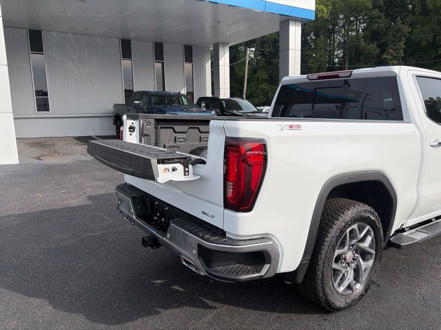 2026 GMC Sierra 1500 SLT - Photo 13