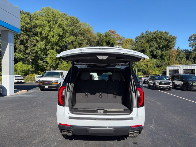 2027 GMC Yukon Denali Ultimate - Photo 9