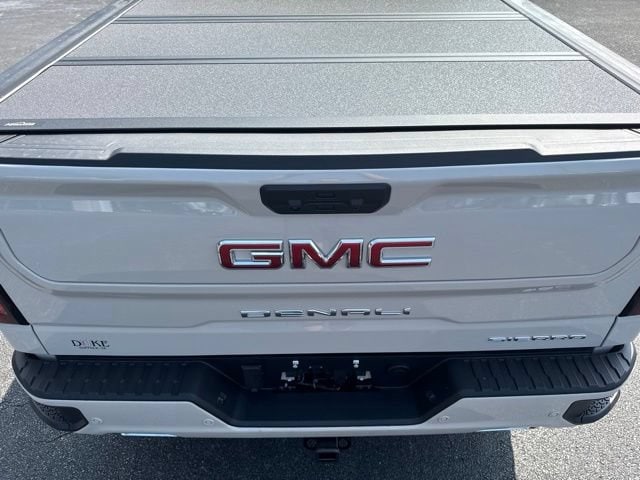 2026 GMC Sierra 1500 AT4 - Photo 15