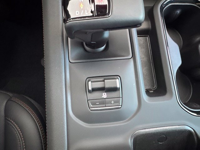 2026 GMC Sierra 1500 AT4 - Photo 6