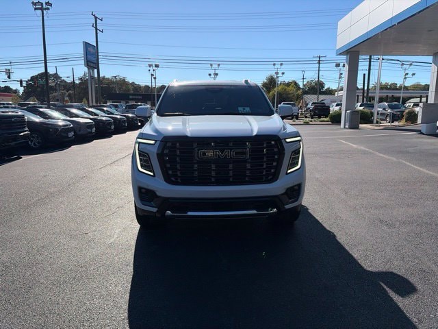 2027 GMC Yukon Denali Ultimate - Photo 2