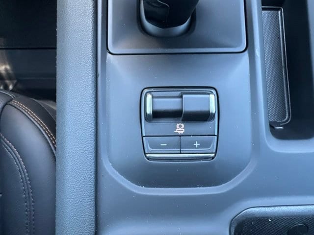 2026 GMC Sierra 1500 AT4 - Photo 6