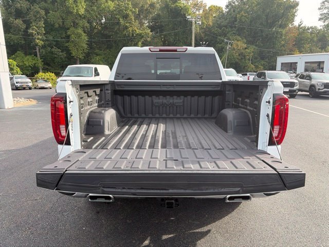 2026 GMC Sierra 1500 SLT - Photo 11