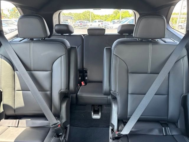 2026 GMC Acadia Elevation - Photo 11