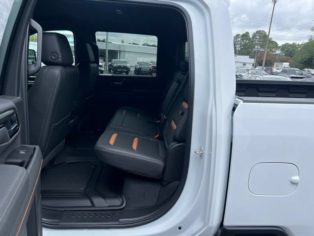 2026 GMC Sierra 2500HD AT4 - Photo 10