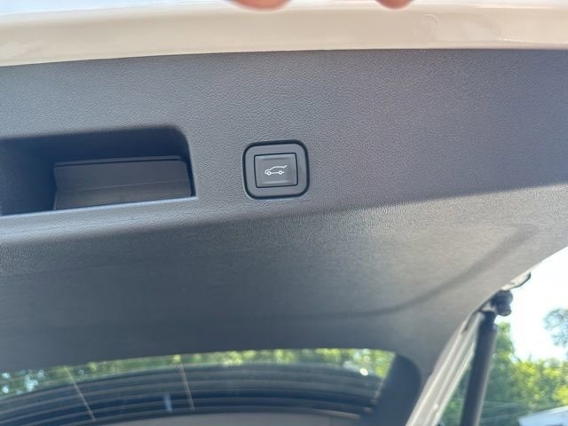2026 GMC Acadia Elevation - Photo 14