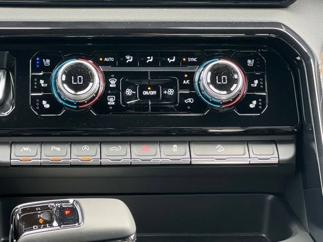 2026 GMC Sierra 1500 AT4 - Photo 9