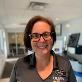 Staff member Nancy Carr from ID_485ecd