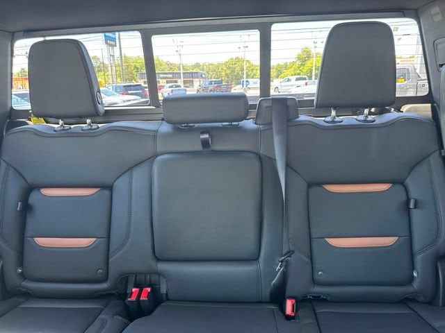 2026 GMC Sierra 1500 AT4 - Photo 13