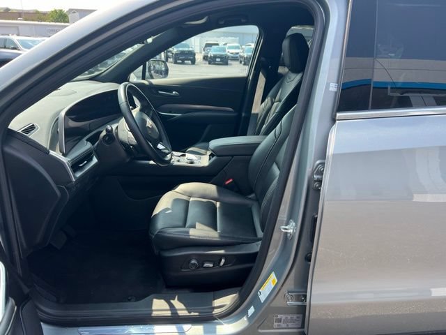 2025 Cadillac XT4 Premium Luxury - Photo 12