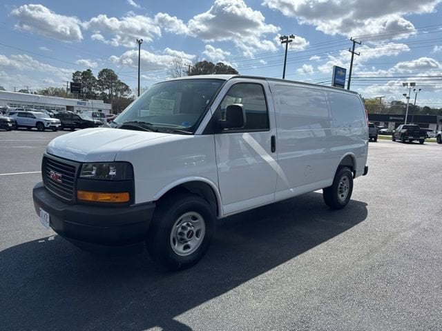 2026 GMC Savana Cargo Work Van - Photo 9