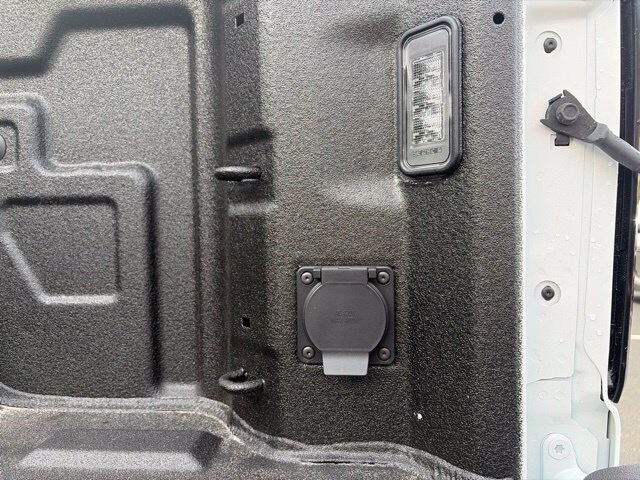 2026 GMC Sierra 1500 SLT - Photo 14