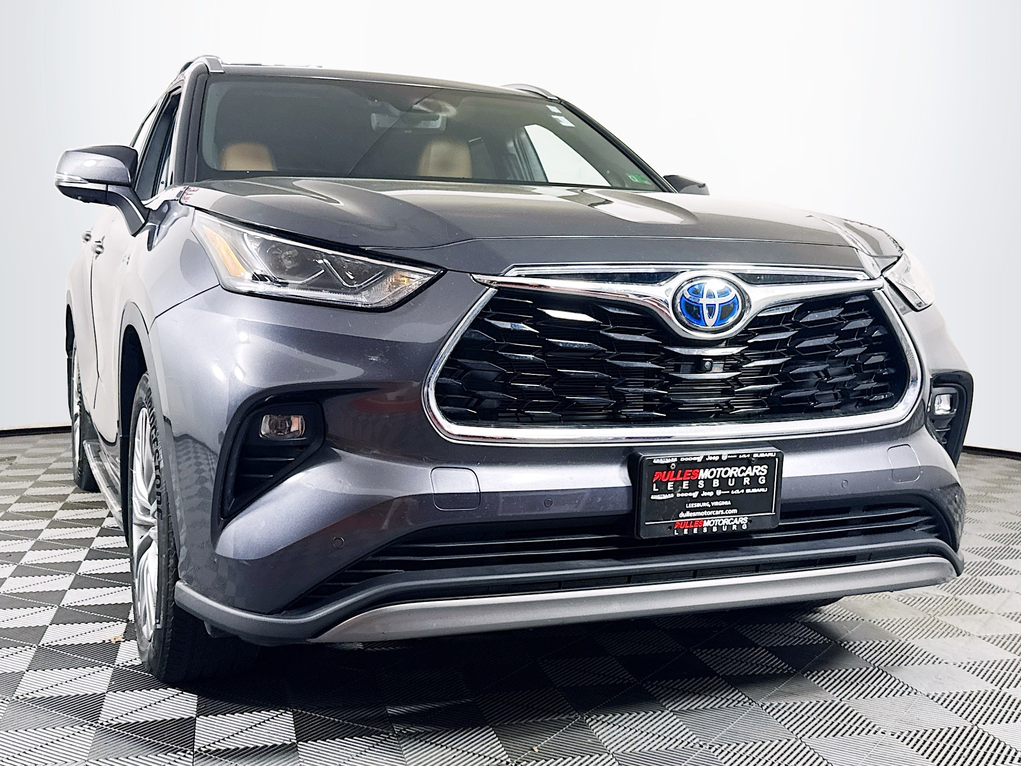 2023 Toyota Highlander Hybrid Platinum AWD