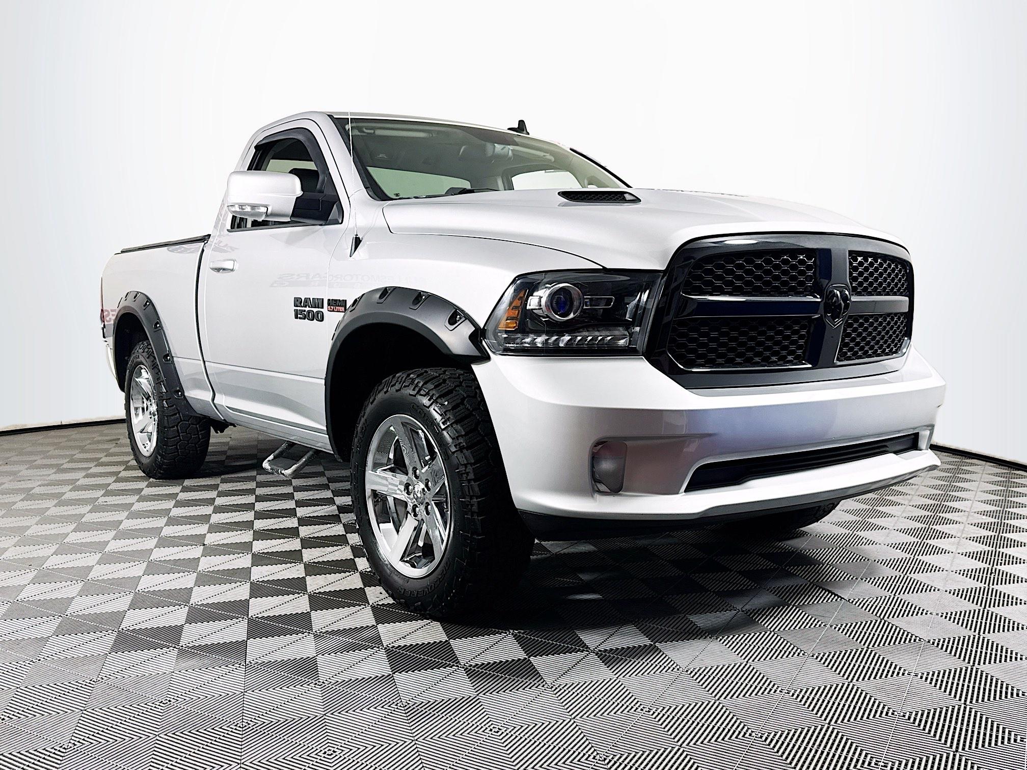 2017 RAM 1500 Sport 4WD