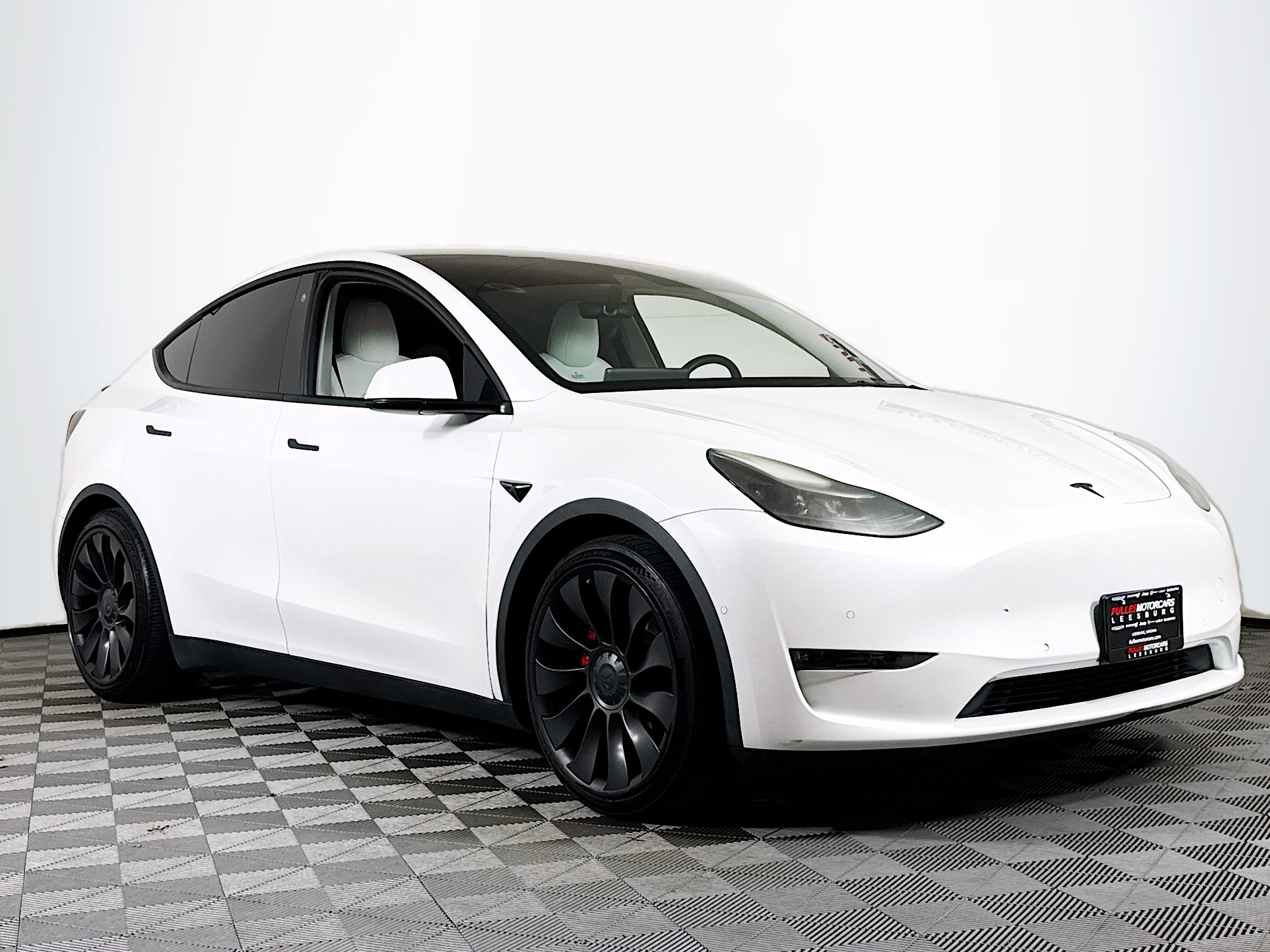 Pearl White Multi-Coat 2022 Tesla Model Y Performance AWD SUV / Crossover All-Wheel Drive 1-Speed Automatic