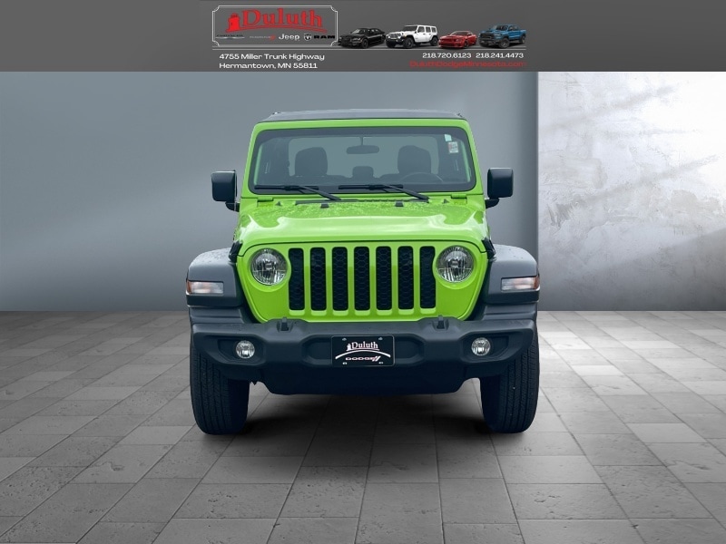 Used 2021 Jeep Gladiator Sport with VIN 1C6HJTAG8ML622936 for sale in Hermantown, Minnesota